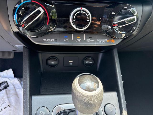 Photo of 2023 Ecotronic Gray Hyundai KONA
