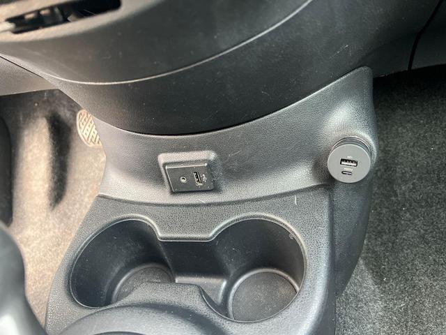 Photo of 2017 Metallic Blue Nissan Versa