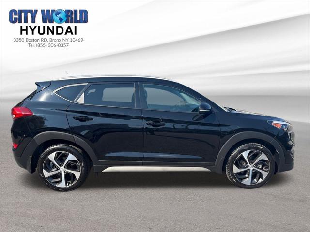 Photo of 2017 Black Noir Pearl Hyundai TUCSON
