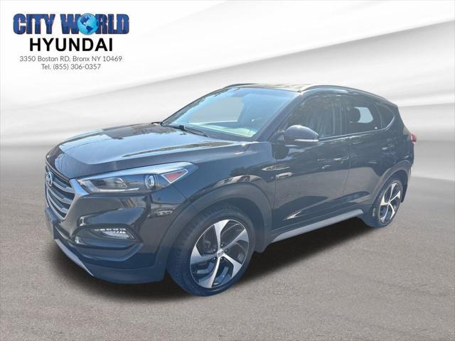 Photo of 2017 Black Noir Pearl Hyundai TUCSON