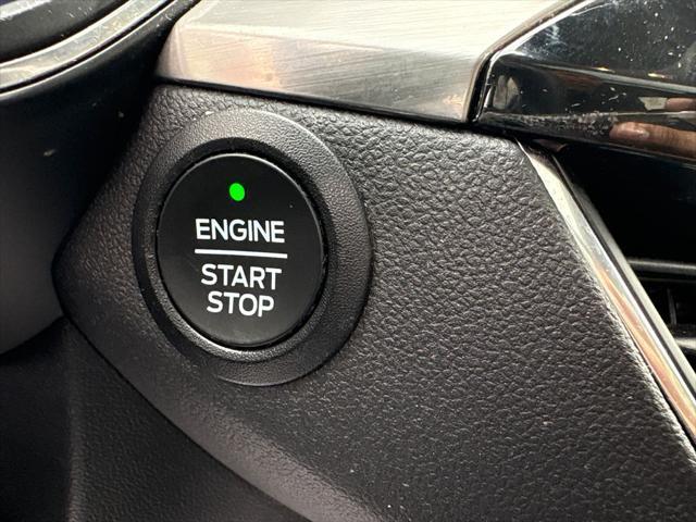 Photo of 2022 AGATE BLACK METALLIC Ford Escape