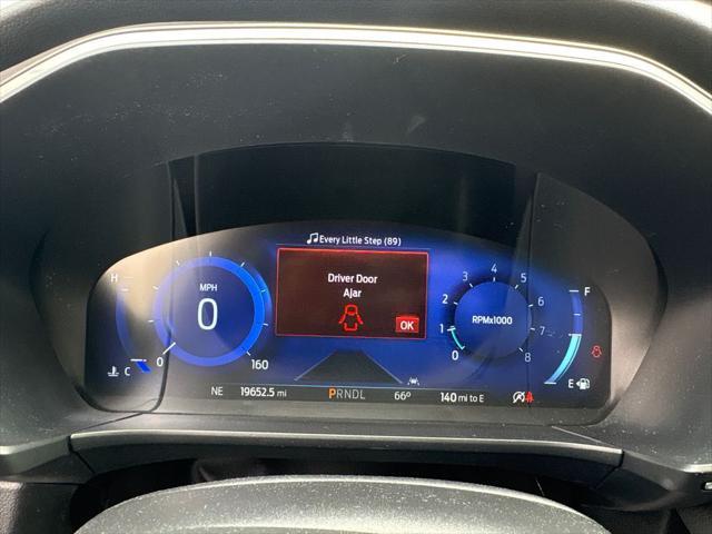 Photo of 2022 AGATE BLACK METALLIC Ford Escape