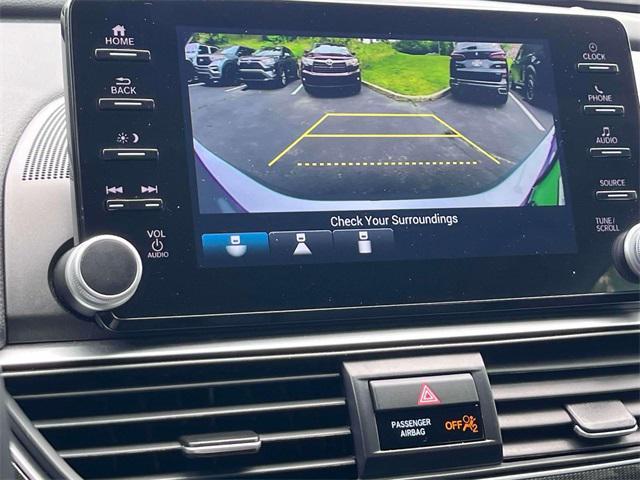 Photo of 2022 Lunar Silver Metallic Honda Accord