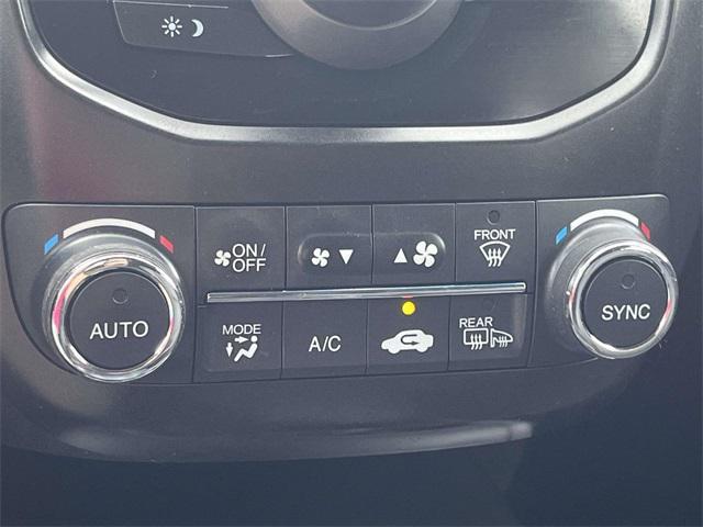 Photo of 2015 Crystal Black Pearl Acura RDX