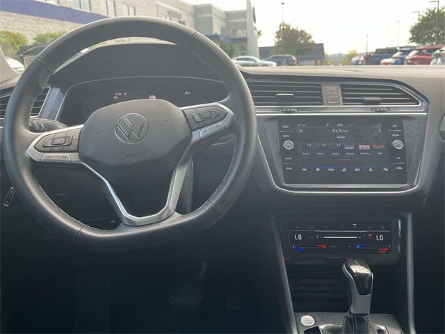 Photo of 2024 Pure White Volkswagen Tiguan