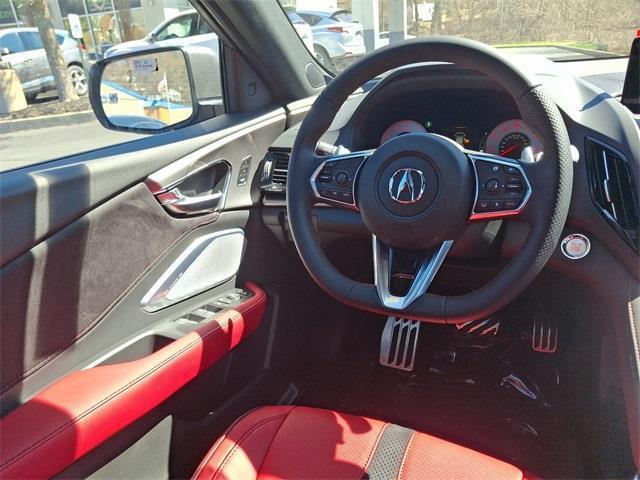 Photo of 2025 Gs-Liquid Carb Acura RDX