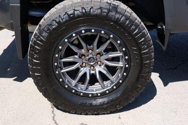Photo of 2017 Gray GMC Canyon