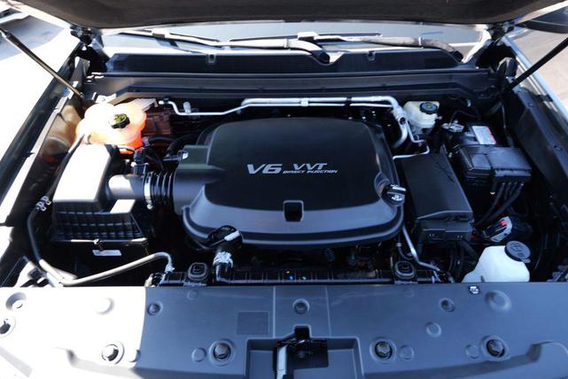 Photo of 2017 Gray GMC Canyon