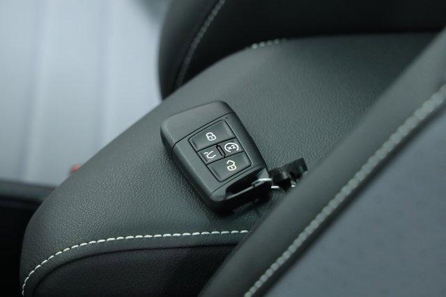 Photo of 2025 Silver Volkswagen Jetta