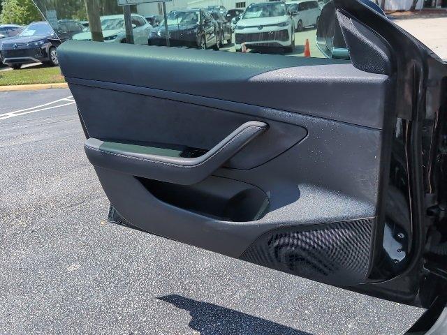 Photo of 2020 Black Tesla Model 3