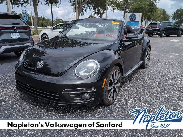 Photo of 2015 Pearl Black Volkswagen Beetle