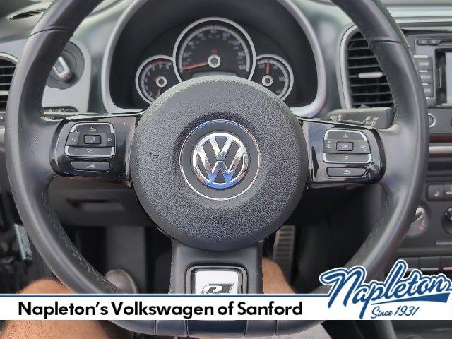 Photo of 2015 Pearl Black Volkswagen Beetle