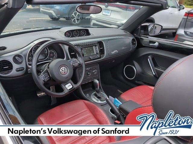 Photo of 2015 Pearl Black Volkswagen Beetle