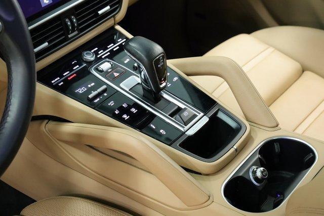 Photo of 2021 White Porsche Cayenne