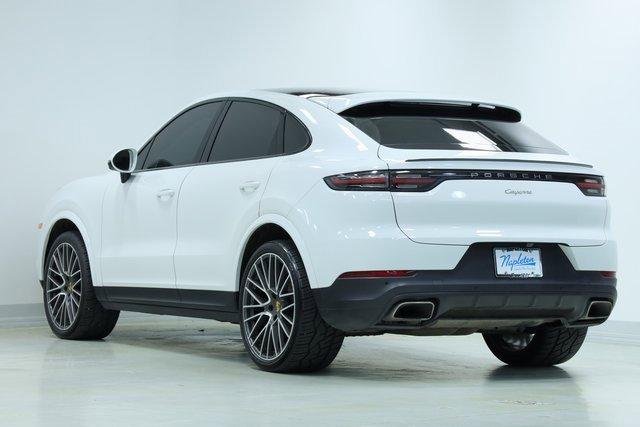 Photo of 2021 White Porsche Cayenne