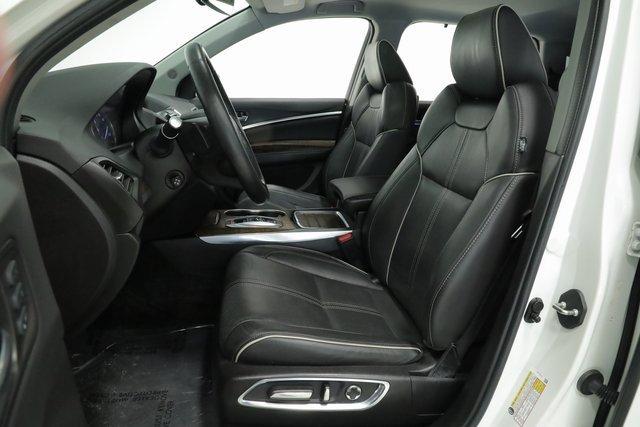 Photo of 2019 White Acura MDX