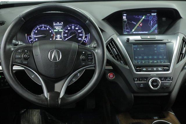 Photo of 2019 White Acura MDX