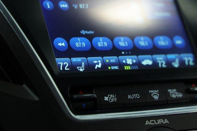 Photo of 2019 White Acura MDX