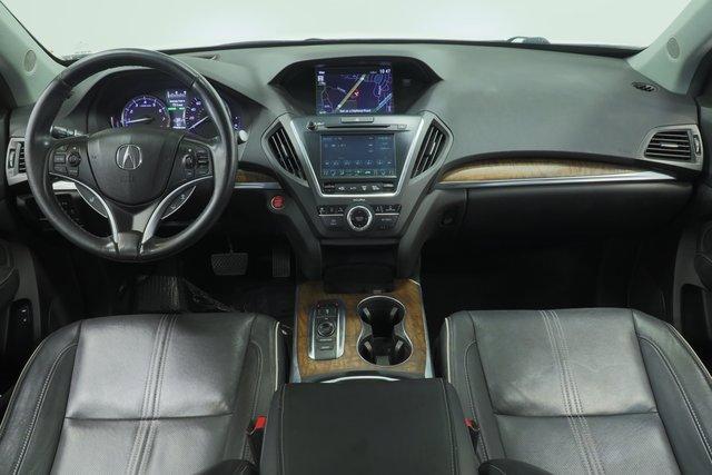 Photo of 2019 White Acura MDX