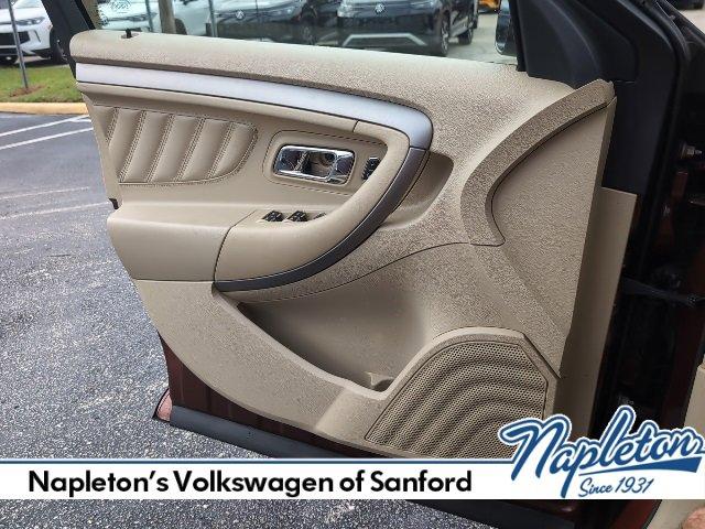 Photo of 2015 Bronze Fire Metallic Tinted Clearcoat Ford Taurus