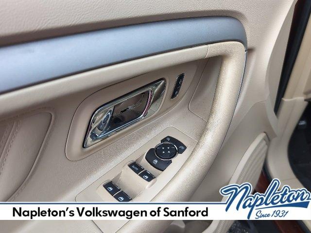 Photo of 2015 Bronze Fire Metallic Tinted Clearcoat Ford Taurus