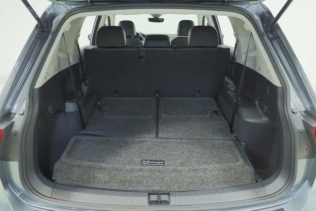 Photo of 2023 Platinum Gray Metallic Volkswagen Tiguan