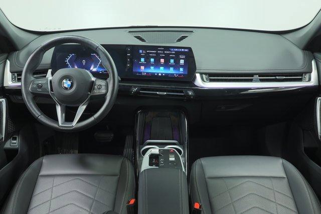 Photo of 2024 Alpine White BMW X1