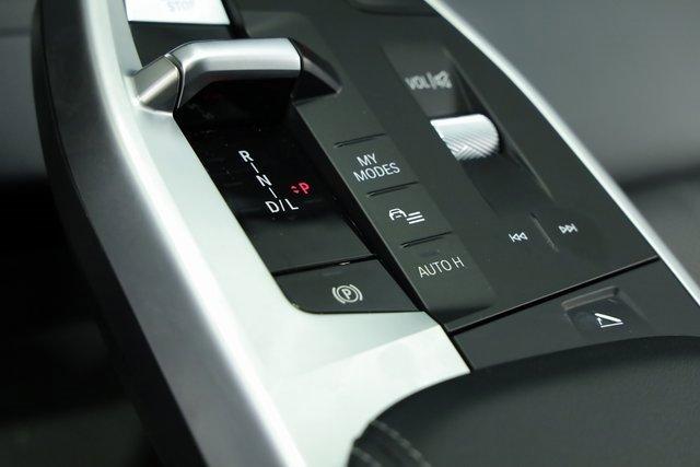 Photo of 2024 Alpine White BMW X1