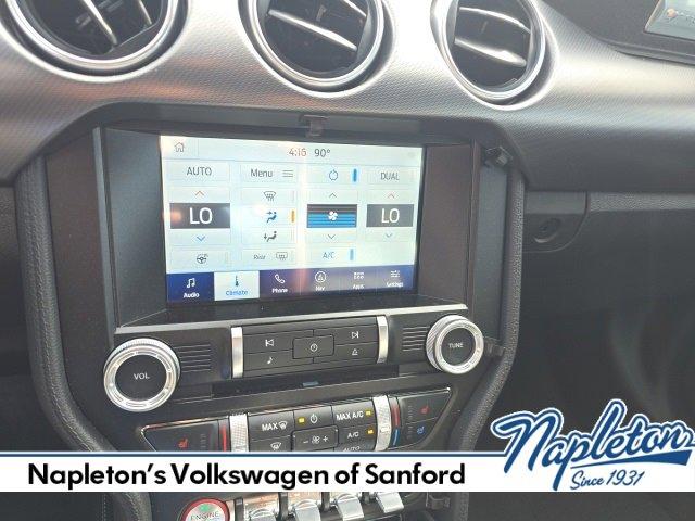Photo of 2022 Gray Metallic Ford Mustang