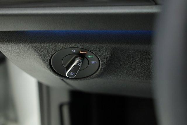 Photo of 2024 Pure White Volkswagen Jetta