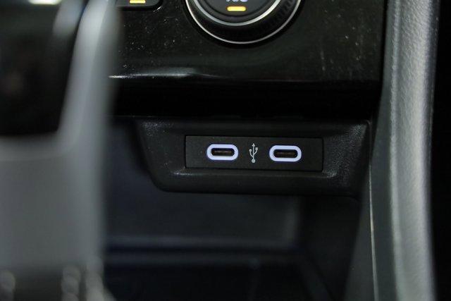 Photo of 2024 Pure White Volkswagen Jetta