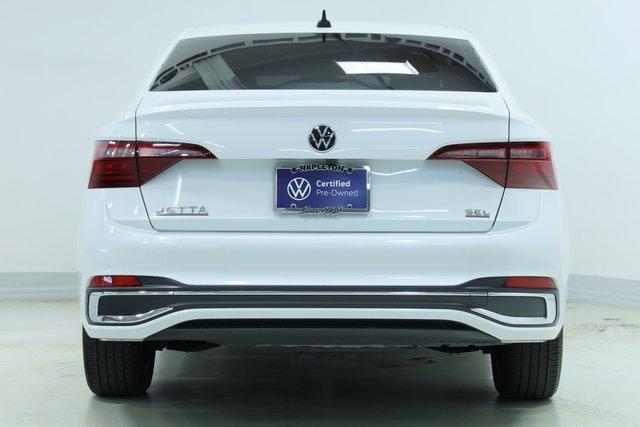 Photo of 2024 Pure White Volkswagen Jetta