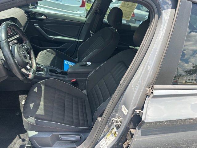 Photo of 2019 Gray Volkswagen Jetta GLI