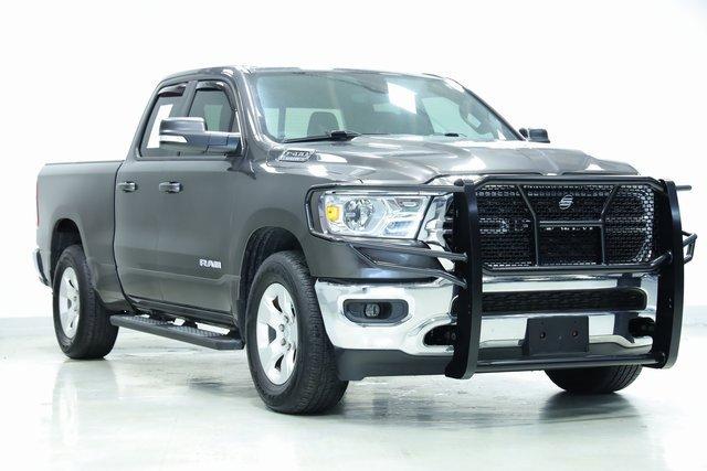 Photo of 2022 Granite Crystal Metallic Clearcoat RAM 1500