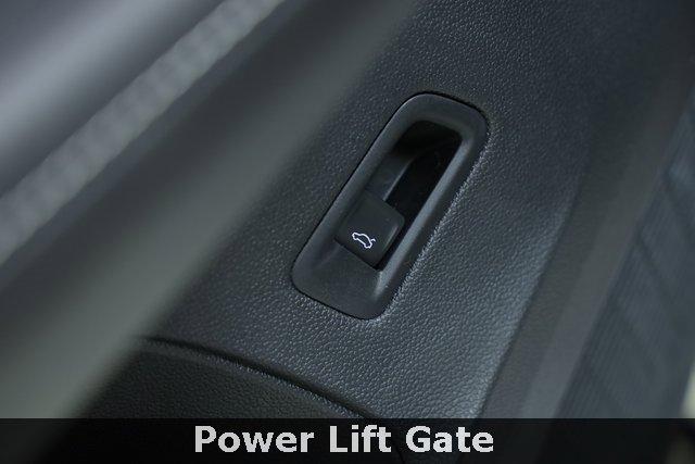 Photo of 2025 Platinum Gray Volkswagen Atlas