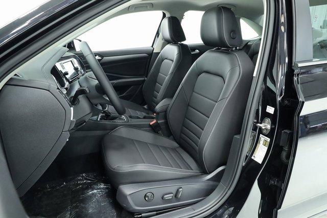 Photo of 2024 Deep Black Pearl Volkswagen Jetta