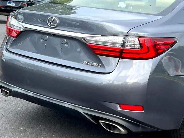 Photo of 2016 Nebula Gray Pearl Lexus ES 350