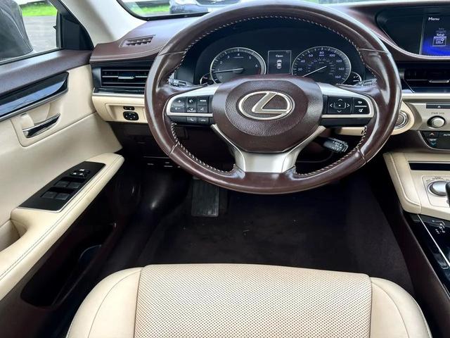Photo of 2016 Nebula Gray Pearl Lexus ES 350