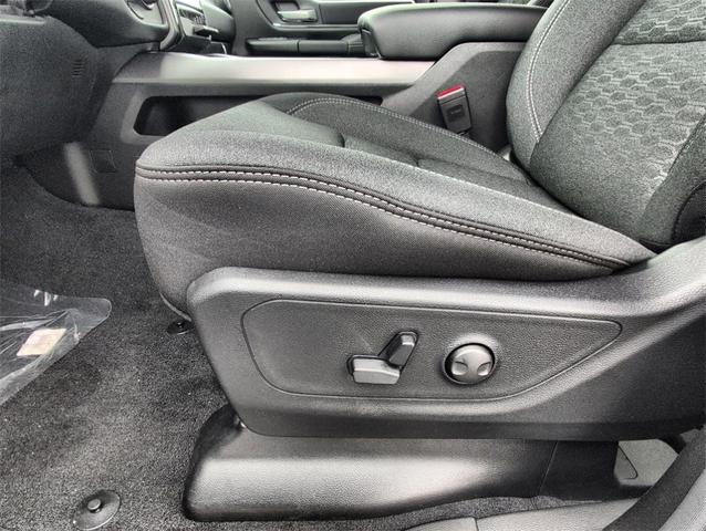 Photo of 2026 Diamond Black RAM 1500