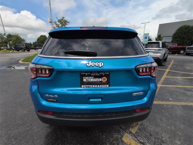 Photo of 2025 Hydro Blue Pearlcoat Jeep Compass