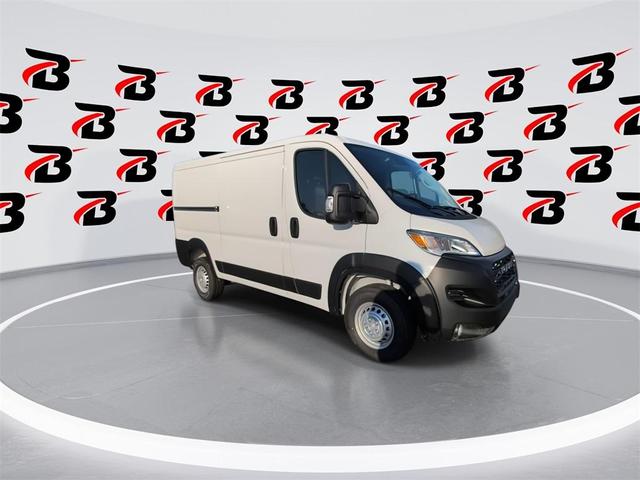 Photo of 2025 Bright White Clearcoat RAM ProMaster 1500