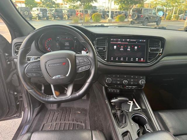 Photo of 2021 Granite Clearcoat Metallic Dodge Durango