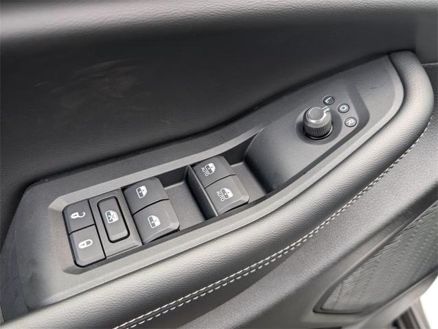 Photo of 2025 Silver Zynith Jeep Grand Cherokee