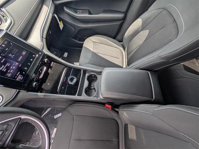 Photo of 2025 Silver Zynith Jeep Grand Cherokee
