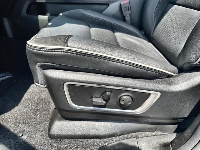 Photo of 2026 Diamond Black RAM 1500