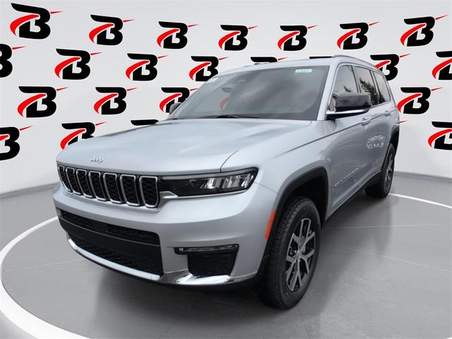 Photo of 2025 Silver Zynith Jeep Grand Cherokee L