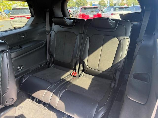 Photo of 2023 Metallic Jeep Grand Cherokee L