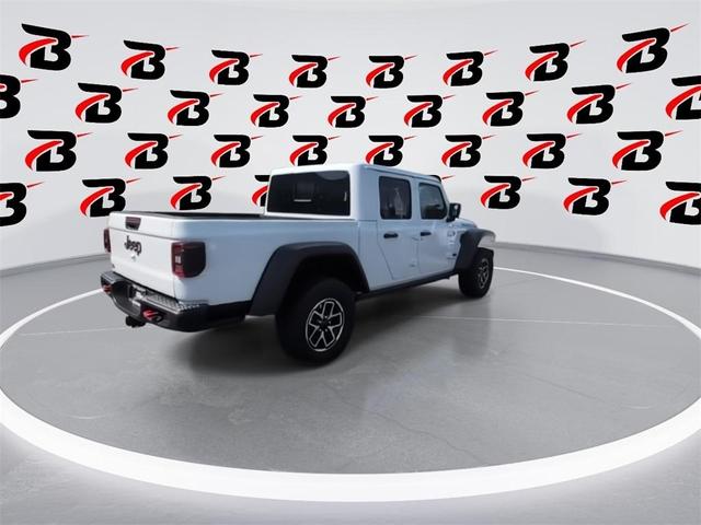 Photo of 2025 Bright White Clearcoat Jeep Gladiator