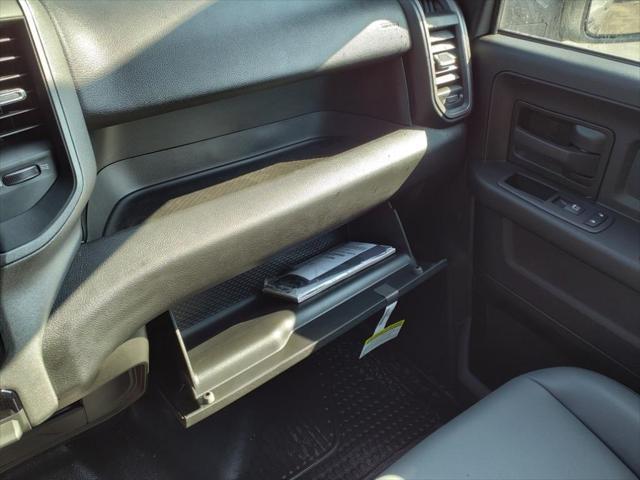 Photo of 2024 Billet Silver Metallic Clearcoat RAM 2500