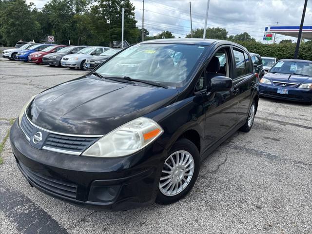 Photo of 2007 Black Nissan Versa
